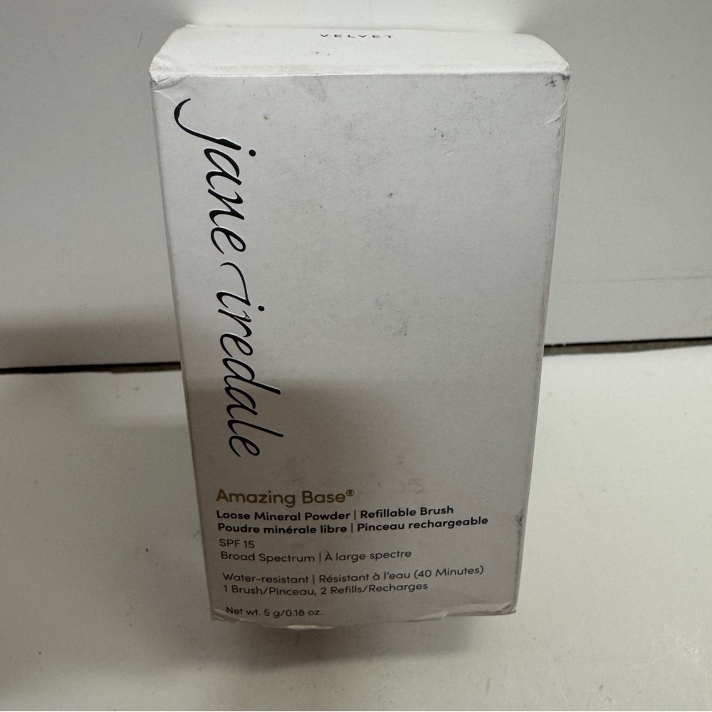 Amazing Base Loose Mineral Powder SPF 20 Jane Iredale Velvet Refillable Brush